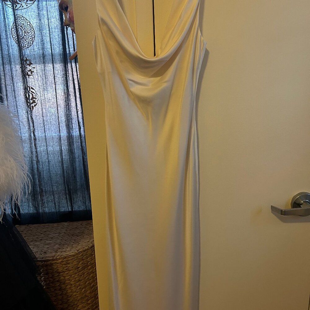 REVOLVE Kylen Midi Dress - Michael Costello S - Picture 3 of 10
